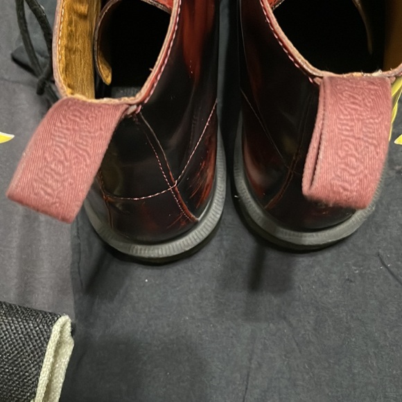 VINTAGE Red Rub Off Dr Martens size 7 - Picture 3 of 10